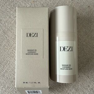 NIB DEZI Beige Moisture Mask